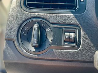 Volkswagen Polo 2016-thumb-20