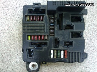 Renault Scenic-Megane II BCM  Fusebox  SIEMENS S118399200D 8200306032A