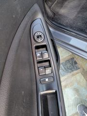 Hyundai i 20 2019 1.2 84hp DISTINCTIVE 76000 ΧΙΛ!!!-thumb-19