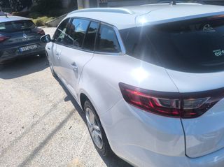 Renault Megane 2017-thumb-5
