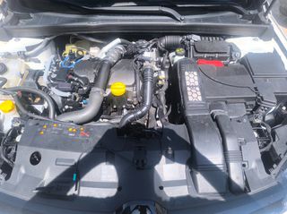 Renault Megane 2017-thumb-11