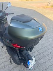 Piaggio Beverly 400 2023 S-thumb-3
