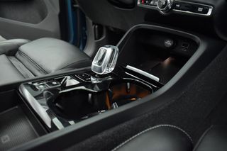 Volvo XC40 2022 T5 PHEV ULTIMATE ΒRIGHT PANORAMA 262hp HARMAN-thumb-6