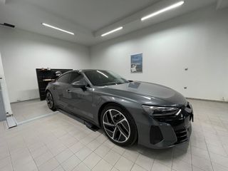Audi e-tron GT 2022-thumb-6