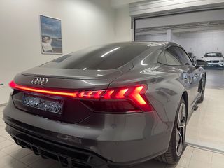 Audi e-tron GT 2022-thumb-9