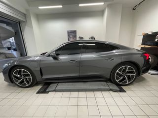 Audi e-tron GT 2022-thumb-11