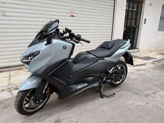 Yamaha T-MAX 560 2026 Tech Max M26