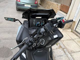 Yamaha T-MAX 560 2026 Tech Max M26-thumb-18