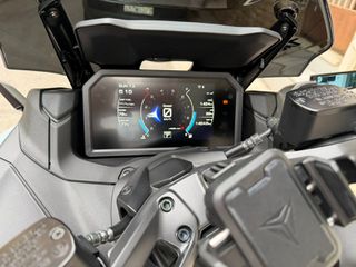 Yamaha T-MAX 560 2026 Tech Max M26-thumb-19