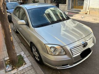 Toyota Avensis 2004