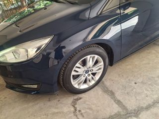 Ford Focus 2017-thumb-4
