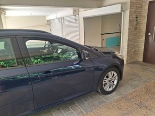 Ford Focus 2017-thumb-8