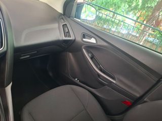 Ford Focus 2017-thumb-20