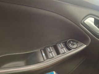 Ford Focus 2017-thumb-22
