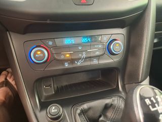 Ford Focus 2017-thumb-32