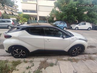Toyota C-HR 2021 C-HIC bi-tone club