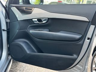 Volvo XC 90 2023-thumb-35