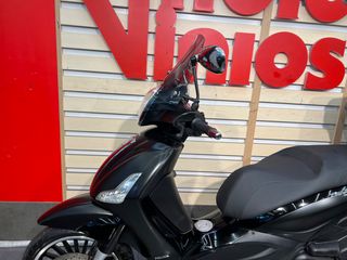 Piaggio Beverly 300i 2018 POLICE-thumb-16