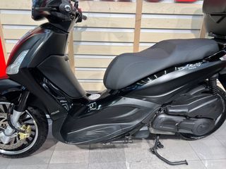 Piaggio Beverly 300i 2018 POLICE-thumb-18