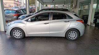 Hyundai i 30 2014 CRDI-thumb-1