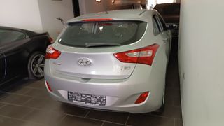 Hyundai i 30 2014 CRDI-thumb-3