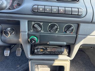 Skoda Felicia 1998-thumb-11
