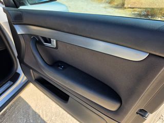 Audi A4 2005-thumb-17