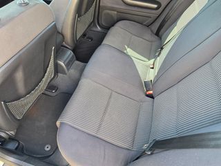 Audi A4 2005-thumb-18