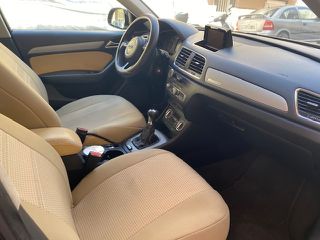 Audi Q3 2012-thumb-6