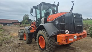 Φορτωτής Με Λάστιχα Hitachi 2015 ZW 140 LSD-5-thumb-5