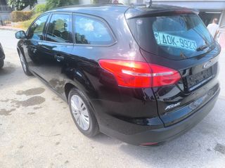 Ford Focus 2018-thumb-3