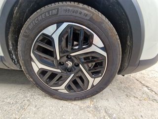 Citroen C4 2024 Plus Tech Pack-thumb-7
