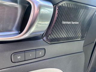 Volvo XC40 2022 AT Plus Dark 1.5 & ΔΕΡΜΑΤΙΝΟ ΣΑΛΟΝΙ//ΗΛΕΚΤΡΙΚΑ ΚΑΘΙΣΜΑΤΑ-thumb-17