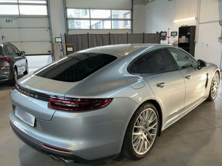 Porsche Panamera 2020 4 E-HYBRID-thumb-4