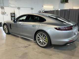 Porsche Panamera 2020 4 E-HYBRID-thumb-7