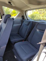 Ford S-Max 2009-thumb-11
