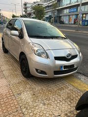 Toyota Yaris 2011 Προσφορά 5900 το 2011 μοντ 1300 κυβ-thumb-2