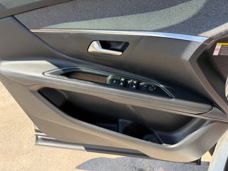 Peugeot 3008 2020 1,2cc 130hp /Allure-Plus  Navi Camera-thumb-29