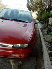FIAT BRAVA .Το αγόρασα Δεκεμβρίου και είχε βγει αμάξι χρονιάς 1996 ειναι δύνατο σε μεταλα και αντοχές...τα χιλιόμετρα είναι αληθινά... παρέδωσα πινακίδες πριν 15 χρονιά και είναι σε γκαράζ....