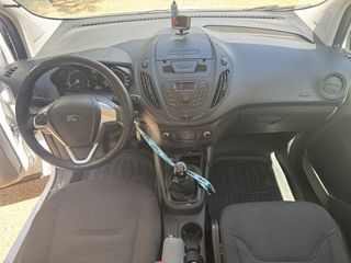Ford Transit Courier 2017-thumb-13