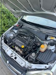 Opel Corsa 2005 1.2 16V 80PS-thumb-4