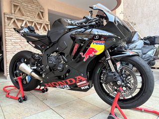Honda CBR 1000RR 2018 FIREBLADE