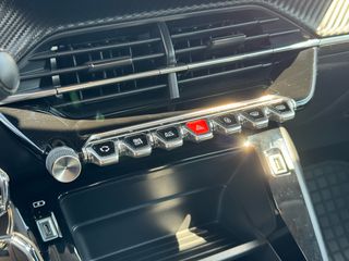 Peugeot 2008 2020 ΑΒΑΦΟ Πρώτο Χέρι-thumb-21