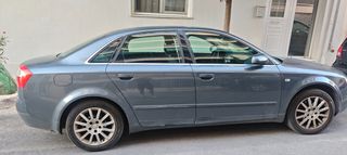 Audi A4 2001-thumb-5