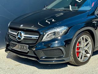Mercedes-Benz GLA 45AMG 2016-thumb-7