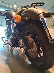 Harley Davidson XL 883 N Sportster IRON 2010-thumb-18