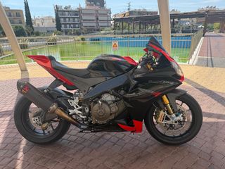 Aprilia RSV 4 Factory 2009 FACTORY-thumb-3