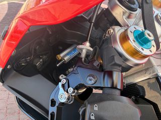 Aprilia RSV 4 Factory 2009 FACTORY-thumb-36