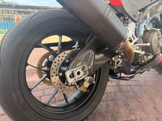 Aprilia RSV 4 Factory 2009 FACTORY-thumb-38