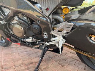 Aprilia RSV 4 Factory 2009 FACTORY-thumb-41
